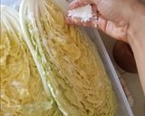 Foto langkah ke 1 dari resep Kimchi Running Man Citarasa Lokal.