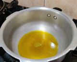 A picture of step 1 of BROCCOLI PULAO in COOKER.