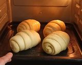 Foto langkah ke 10 dari resep Salt Bread Creamy Matcha.