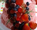 Foto del paso 5 de la receta: Pastel de frutos rojos con buttercream