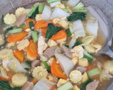 Foto langkah ke 6 dari resep Capcay kuah bakso.