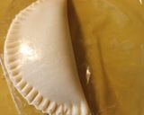 A picture of step 3 of Strawberry Jam Empanadas.