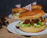 Foto langkah ke 7 dari resep Crispy Chicken Burger.