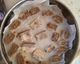 A picture of step 3 of Tahini Rolls.