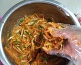 Foto langkah ke 3 dari resep Kimchi Running Man Citarasa Lokal.