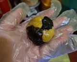 Foto langkah ke 8 dari resep Chocolate Mochi Cookies.