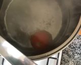 Foto del paso 1 de la receta: Salsita rápida ajo y tomate 🍅