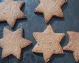 A picture of step 5 of Zimtsterne(Christmas cookies).