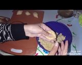 صورة لخطوة 5 من وصفة الكبه الحلوه اول مره بالعجوه والطعم تحفه بجد 👍😋