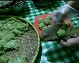 Foto langkah ke 6 dari resep Tape Ketan Ijo Daun Jambu.