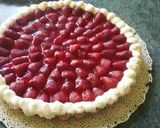 Foto del paso 11 de la receta: Tarta de crema, frutillas y gelatina