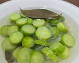 Foto langkah ke 5 dari resep Sayur Bening Timun.