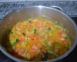 Foto del paso 3 de la receta Merluza pochada con verduras