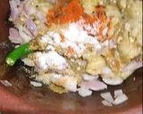 A picture of step 4 of Baingan Bharta (वांग्याचे भरीत).