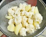A picture of step 2 of Simple Sunday Breakfast/Brunch in typical Bengali Households.
