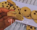 A picture of step 27 of Chocolate chips cookies.