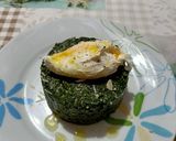Foto del passaggio 12 della ricetta Uovo in camicia su tortino di spinaci
