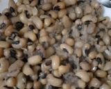A picture of step 1 of Kidney beans salad.