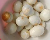 Foto langkah ke 1 dari resep Oseng Telur Puyuh 🤎.