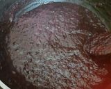 A picture of step 4 of Black Grapes Jam.