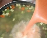 Foto del paso 3 de la receta: Caldo con verduras y tallarines