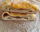 Foto del paso 8 de la receta: Coca Sant Joan 2026 v1: Brioche relleno de cabello de ángel con crema y naranja confitada