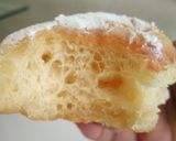 Foto langkah ke 5 dari resep Donat Classic.