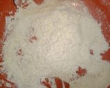 A picture of step 2 of Khasta Karara Lacha Paratha.