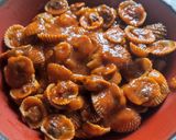 Foto langkah ke 4 dari resep Kerang Dara Saos Padang.