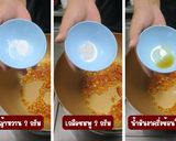 รูปขั้นตอนการทำที่ 9 ของ ไข่ต้มราดผัดกิมจิแตงกวา