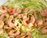 Hình bước làm 3 của món Mì Ý Bí Ngòi Tôm Phô Mai