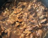 Gebratene Hähnchenleber mit Zwiebeln Rezeptschritt 3 Foto