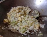 Foto langkah ke 5 dari resep Nasi Goreng Kecap Cabe Ijo.