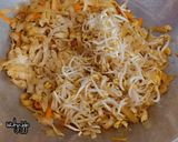 Foto langkah ke 4 dari resep Kwetiau Goreng Bumbu Iris.
