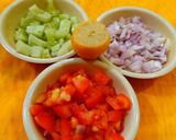 A picture of step 1 of Spicy bhel puri.