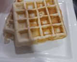 A picture of step 4 of 10 mins breakfast Lotus waffles for sunny days.