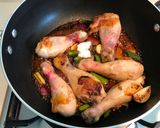 A picture of step 3 of Braised chicken drumsticks.