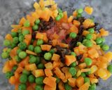 Foto del paso 7 de la receta Tomates rellenos de quinoa y verduras con mayonesa