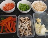 A picture of step 4 of McPhee's Chinese Beef Chow Mein.