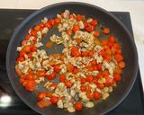 Foto del passaggio 7 della ricetta Paccheri crema di zucchine vongole e pachino