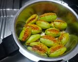 સ્ટફ પરવળ (Stuffed Parvar Recipe In Gujarati) રેસીપી સ્ટેપ2ફોટો