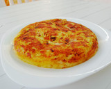 Foto del paso 4 de la receta: Tortilla de patatas sin huevo con jamón york y queso