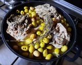 Une image de l'étape 4 de Tajine de poulet aux olives carottes et citron confit 🍴.