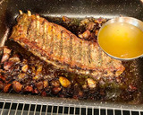 Foto del paso 8 de la receta: Costillar asado, al vino tinto, con hierbas aromáticas