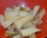 Foto del paso 2 de la receta: Papas rústicas empanadas -sin freír