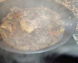 Foto del paso 7 de la receta: Emperador con cebolla caramelizada, champiñones rodajas de tomate con un toque de vino blanco
