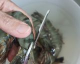 Foto langkah ke 1 dari resep Udang Saos Padang.