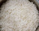 A picture of step 1 of Jeera Matar Pulao (Cumin Pea Rice).