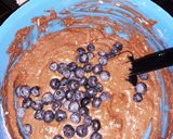 Áfonyás csokis muffin recept fázis 5 fotója