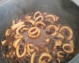 Foto del paso 10 de la receta: Alubias negras con calamares